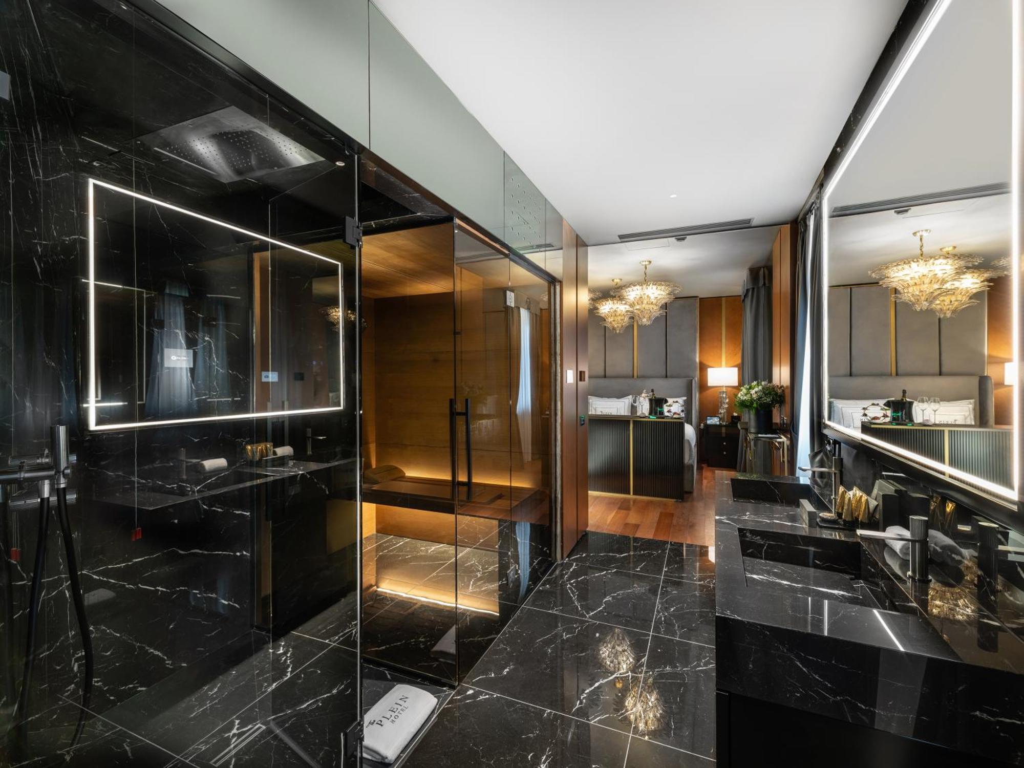 The Plein Hotel - Small Luxury Hotels Of The World Milan Exterior photo